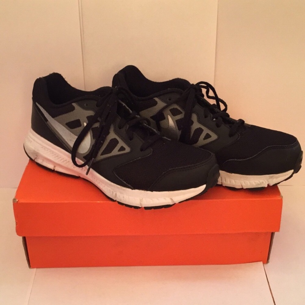 Nike Downshifter 6